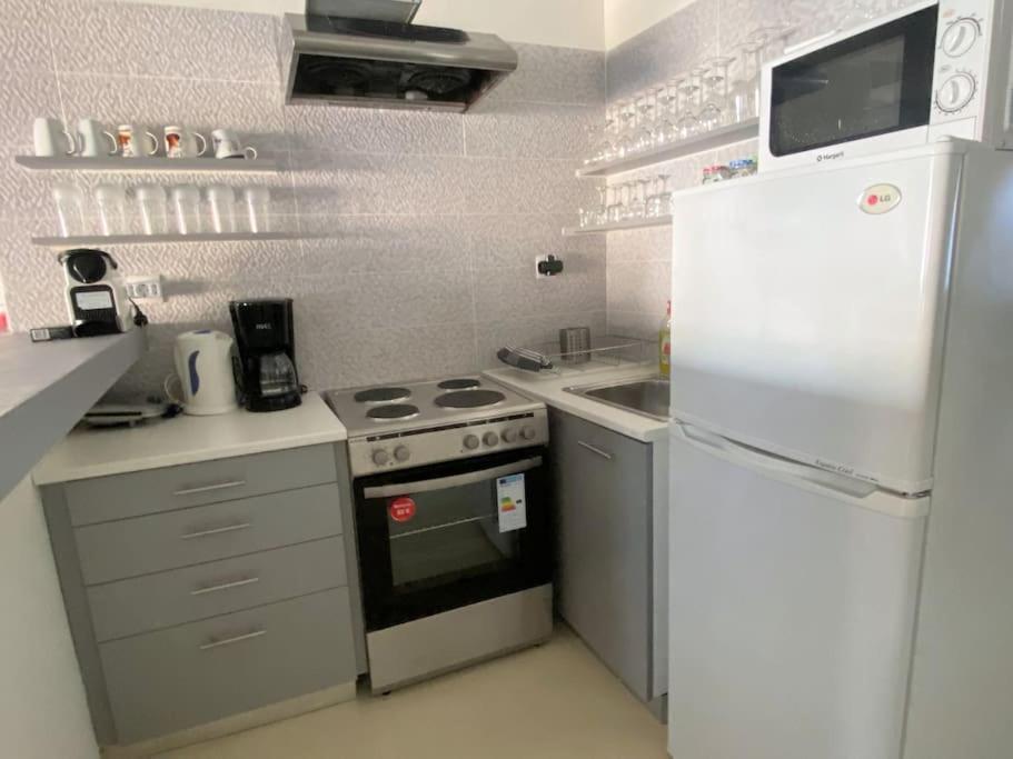 2Bdr Boutique Full Apt In Plaka 아테네 외부 사진