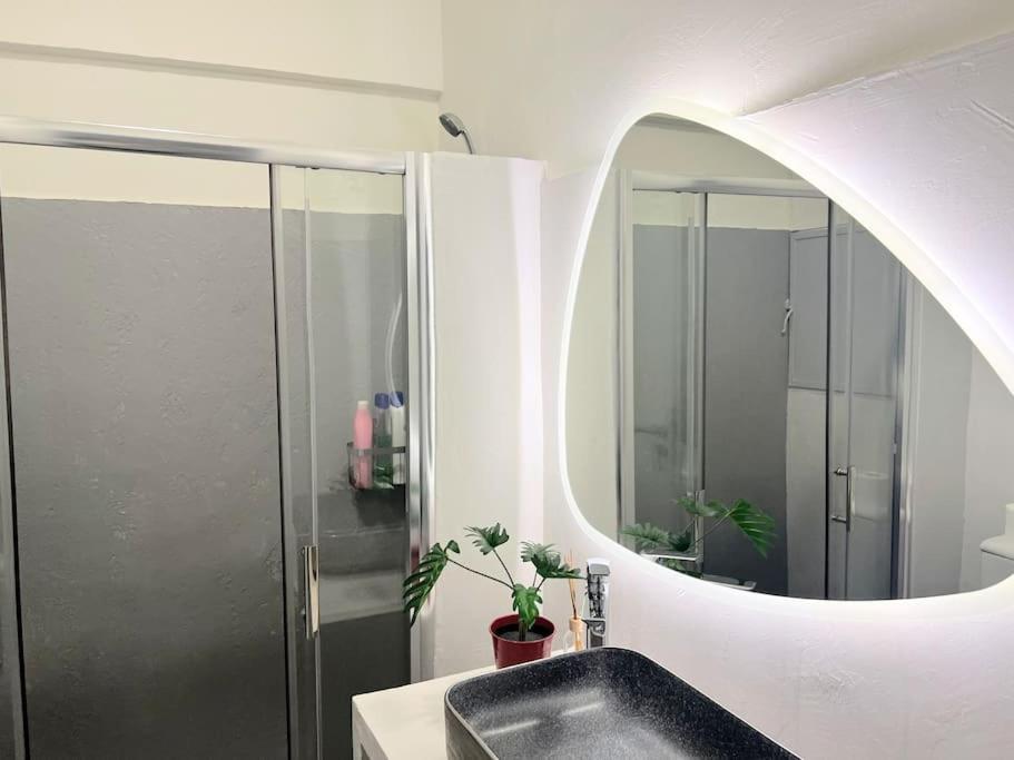 2Bdr Boutique Full Apt In Plaka 아테네 외부 사진