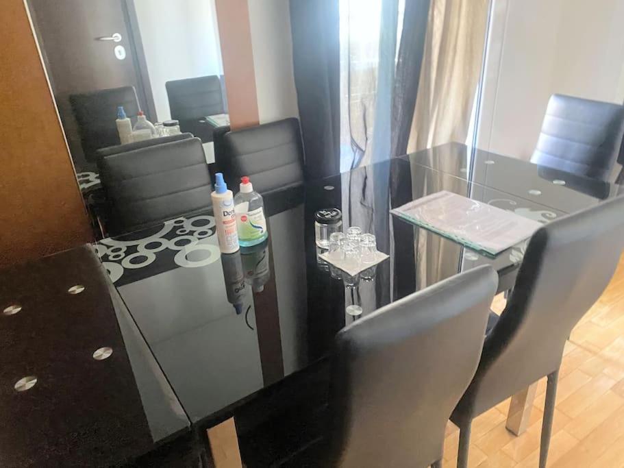 2Bdr Boutique Full Apt In Plaka 아테네 외부 사진